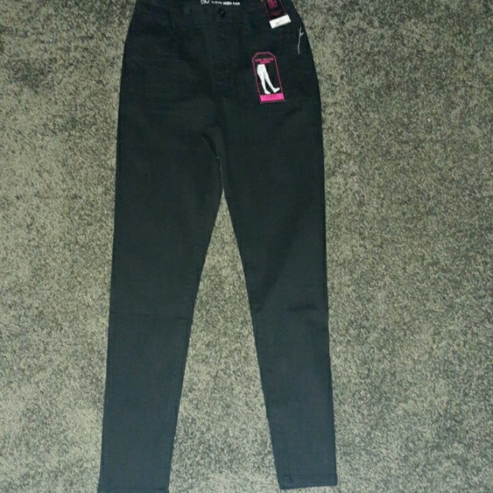 Black high rise skinny jeans, size 9